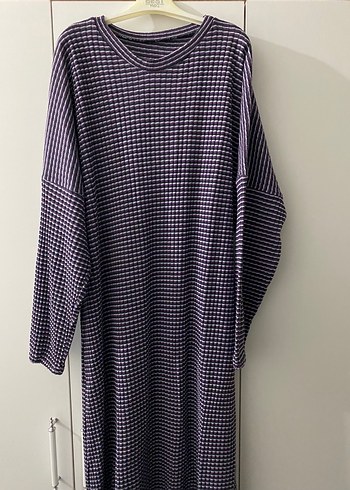 Mor Uzun Kolay Kesim Elbise - Görsel 4