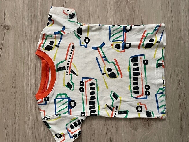 Carters erkek bebek tişört