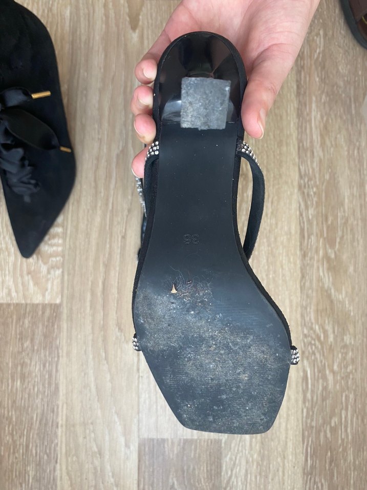 Parlak Siyah Topuklu Kadın Ayakkabı - Görsel 4