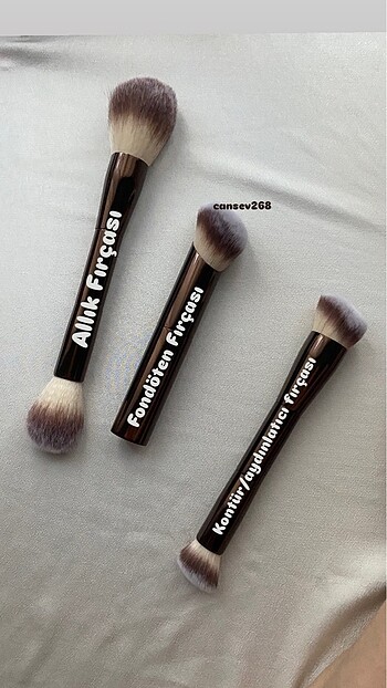 Hourglass Muadil Allık Fırçası