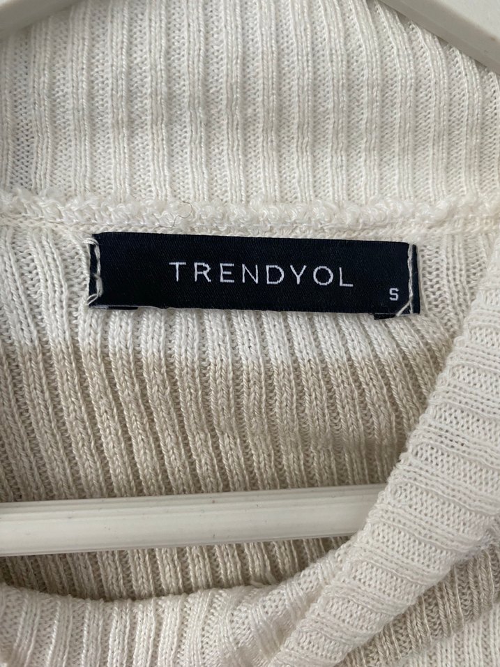 Çizgili Bej Yarım Balıkçı Triko Kazak - Görsel 3