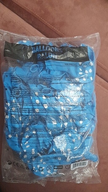  87 adet puanlı mavi balon