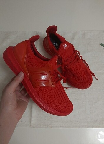 42 Beden kırmızı Renk #adidas uktraboiat