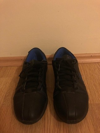 Adidas günlük spor ayakkabısı 