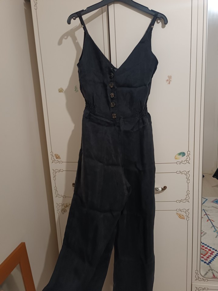 Siyah V Yakalı Uzun Kadın Tulum - Görsel 2