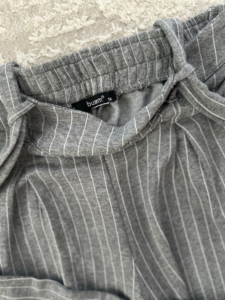 Gri Kemerli Kadın Kumaş Pantolon - Görsel 3