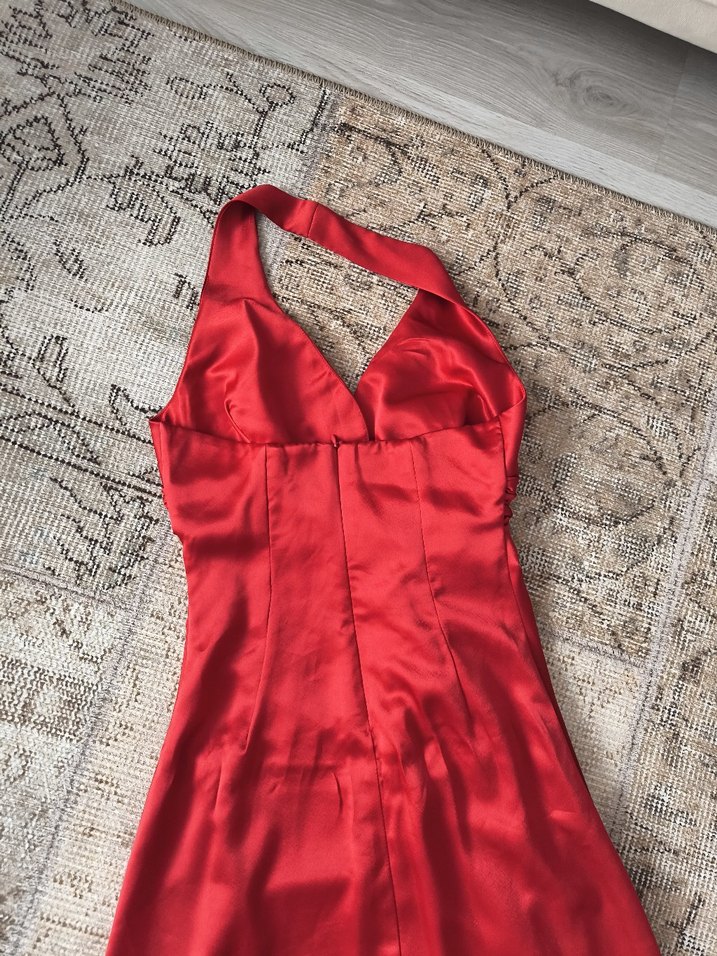 Kırmızı Drapeli Uzun Abiye Elbise - Görsel 5