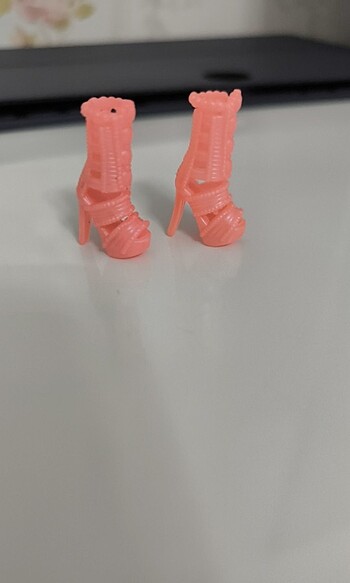 Barbie ayakkabisi