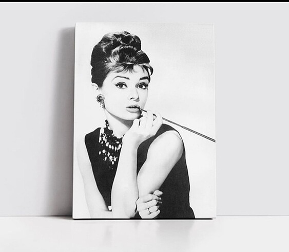 Siyah Beyaz Audrey Hepburn Kanvas Tablo