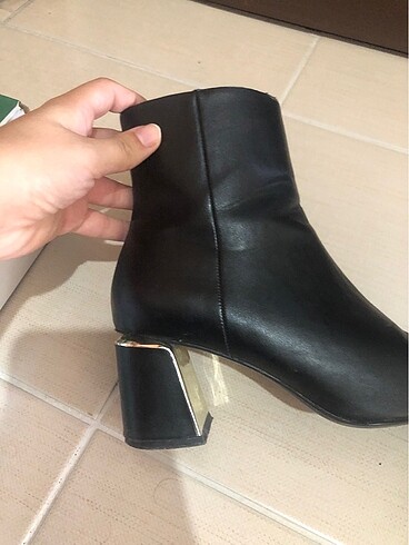 Zara Zara bot