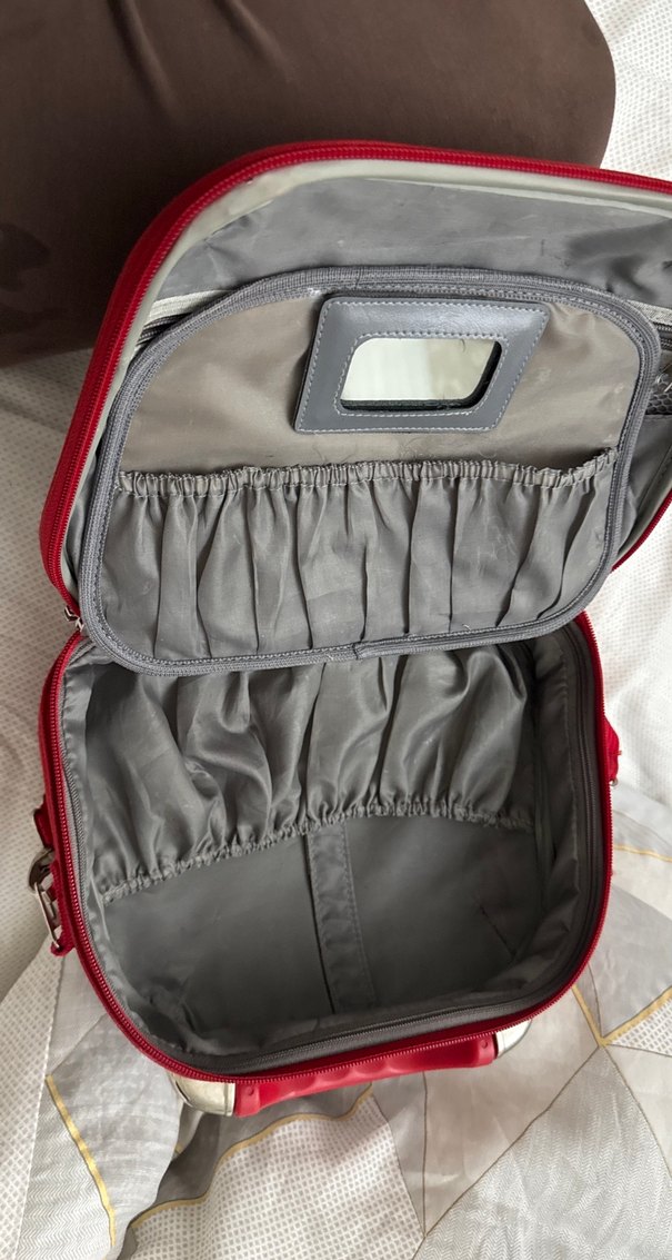 Kırmızı Fermuarlı Kadın Makyaj Çantası - Görsel 3