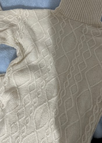 Bohem Tarzı Bej Boğazlı Örgü Kazak - Görsel 7