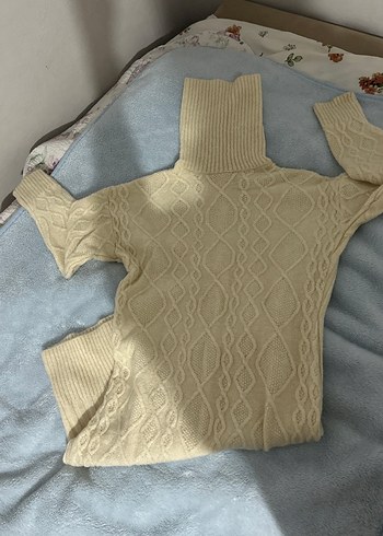 Bohem Tarzı Bej Boğazlı Örgü Kazak - Görsel 2