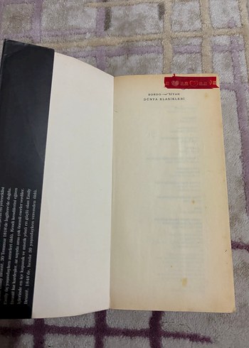 Uğultulu Tepeler - Emily Brontë - Görsel 2