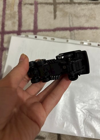 Siyah Minyatür Oyuncak Araba - Görsel 4