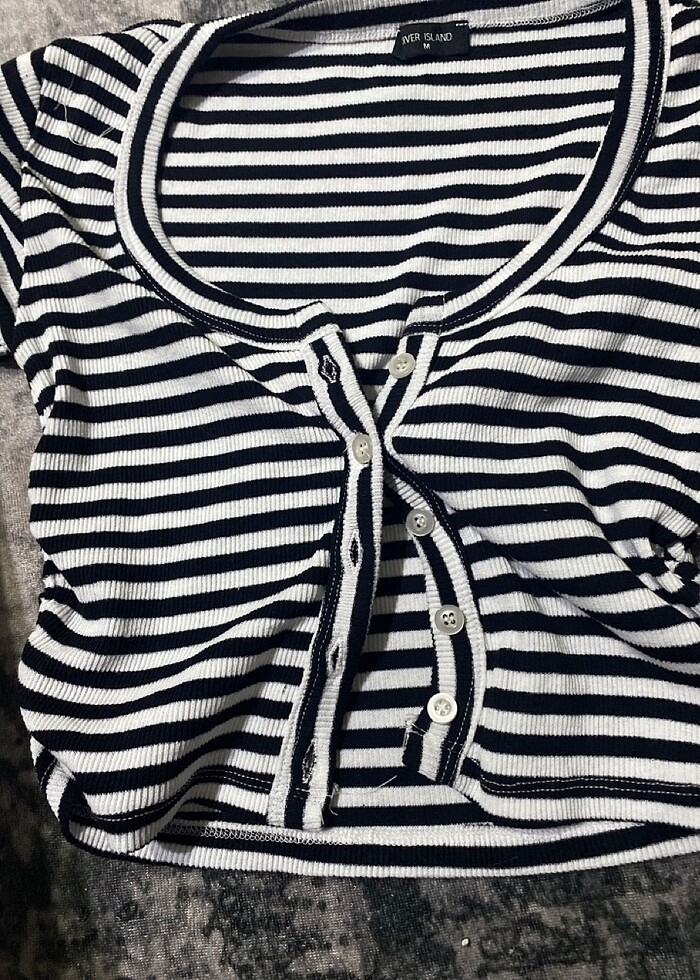 Eyyo düğmeli crop - Görsel 3