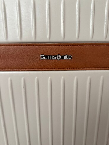  Beden Samsonite büyük boy