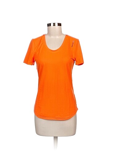 Reebok Bluz %70 İndirimli.
