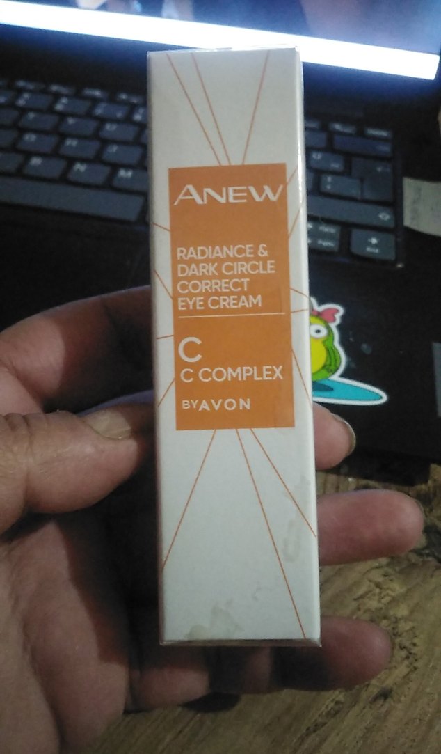 Avon Anew C Koyu Halka Göz Çevresi Kremi - Görsel 2