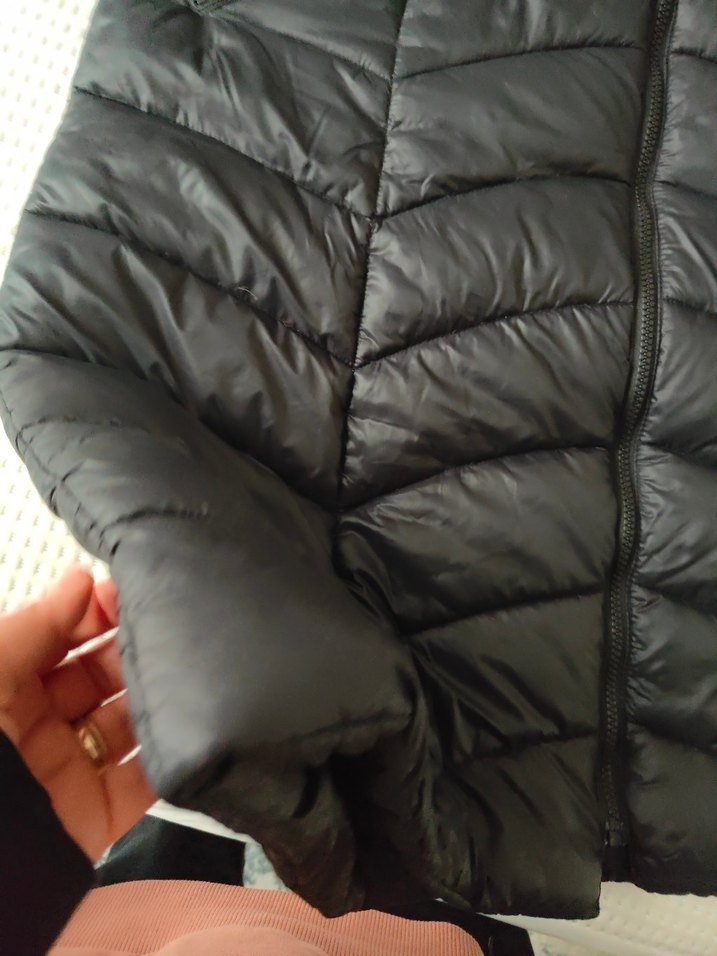 Kadın Uzun Siyah Fermuarlı Kaban çok sıcak tutuyor - Görsel 2