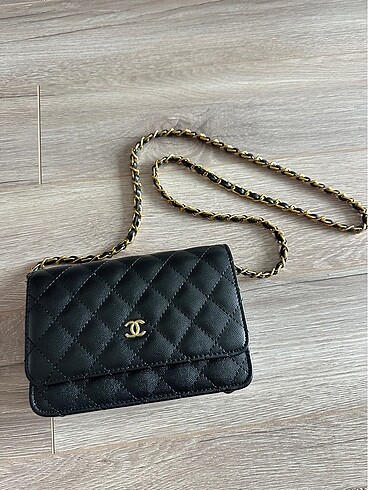 Chanel canta