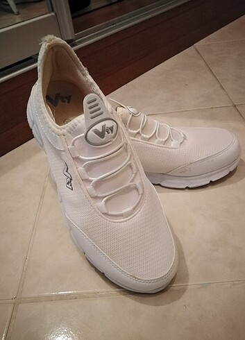 39 Beden beyaz Renk vty beyaz spor ayakkabı bağcıksız
