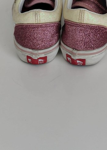 Vans Kız Çocuk Parlak Pembe Cırt Cırtlı Spor Ayakkabı