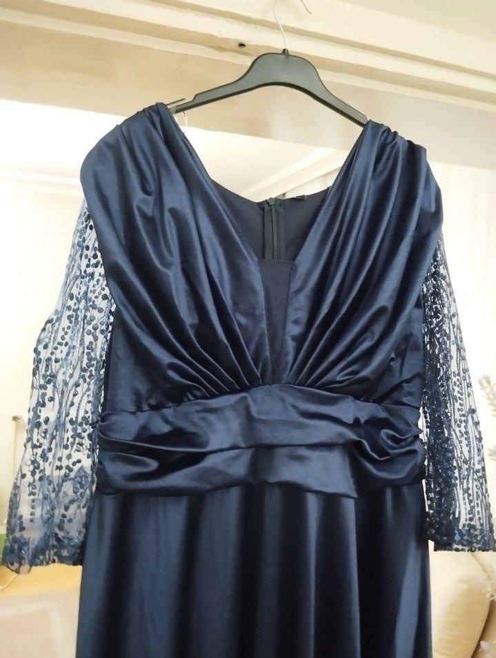 İşlemeli Drapeli Lacivert Uzun Abiye Elbise - Görsel 3