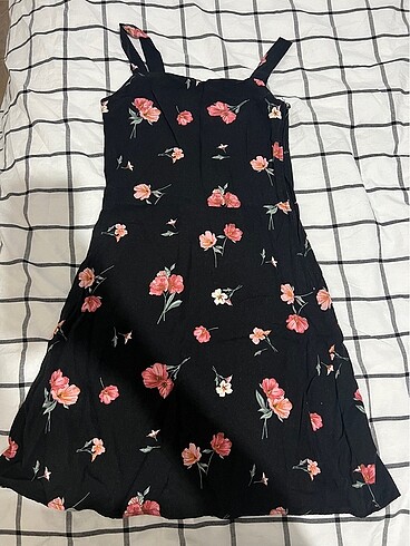 h&m çiçekli elbise