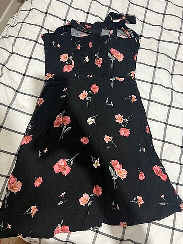 32 Beden h&m çiçekli elbise