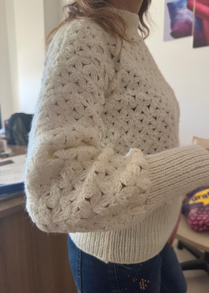 Vakko model çiçekli kazak - Görsel 3