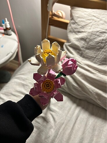 Beden Lego lotus