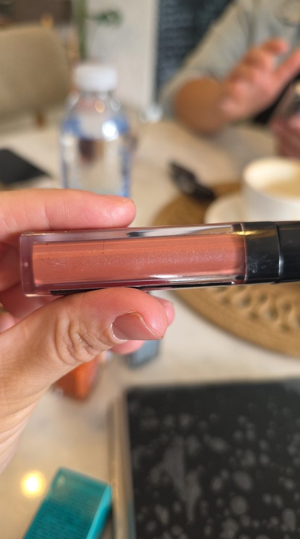 Parlak Bej Renk Lipgloss - Görsel 2