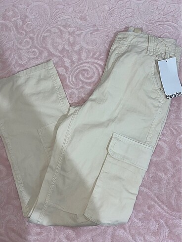 xs Beden Bershka kargo pant