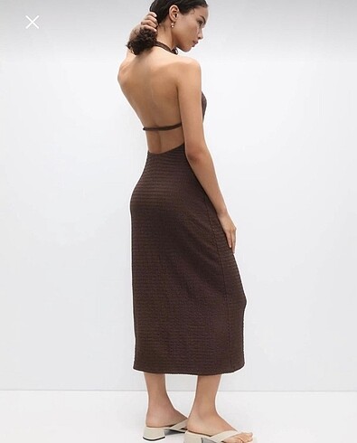 Pull and Bear Pull & bear sırt dekolteli midi elbise
