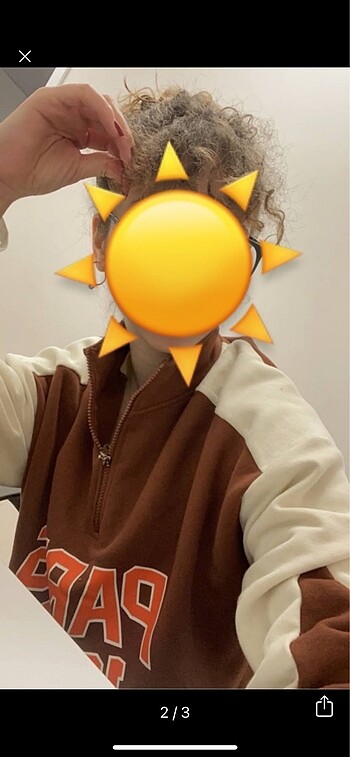 Sweatshirt