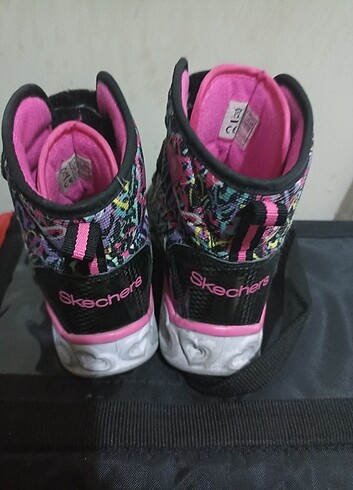 30 Beden Skechers