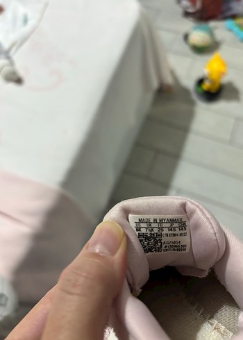 Adidas Kız Çocuk Pembe Cırt Cırtlı Spor Ayakkabı