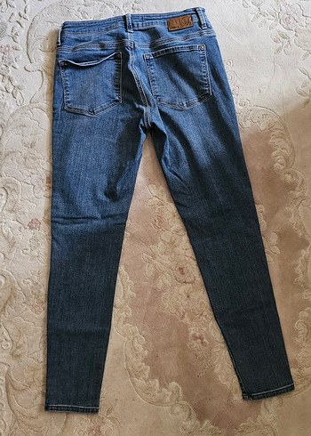Mavi Jeans Kadın Mavi Jeans orijinal 1 defa gildi