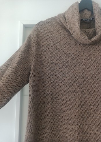 Bej Yüksek Yakalı Kadın Tunik - Görsel 2