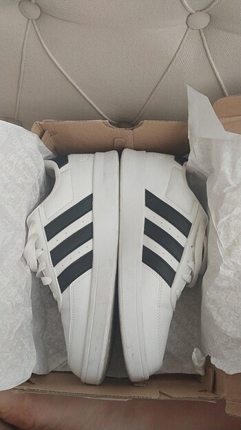 39 Beden beyaz Renk Adidas break net 2.0 spor ayakkabı