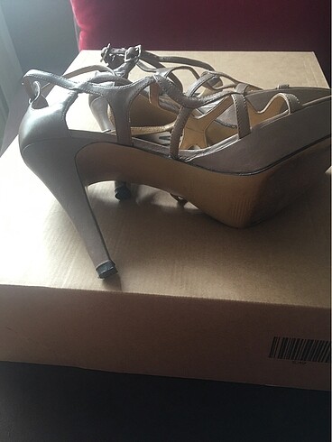 39 Beden kahverengi Renk Nine west 39 sandelet ayakkabı
