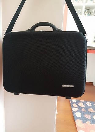 Laptop çantası 