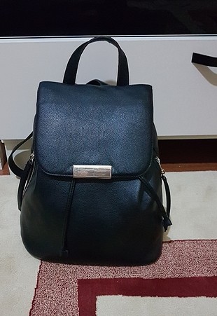 pull and bear marka sırt çantası