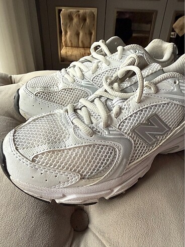 38 Beden beyaz Renk New Balance 530