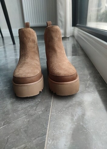 38 Beden camel Renk Orijinal UGG platform bot 