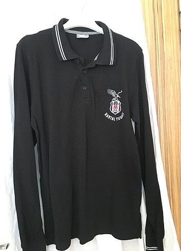 Siyah Beşiktaş body beyazı da vardır 
