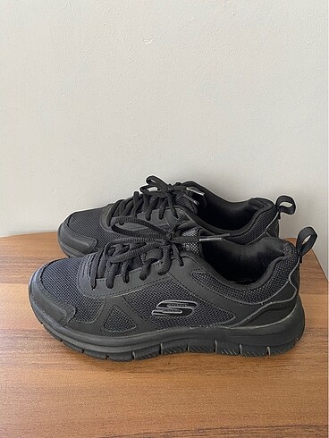 Orjinal Skechers Track