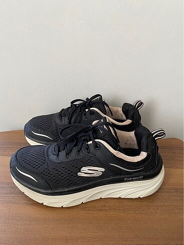 Orjinal Skechers Dlux Walker