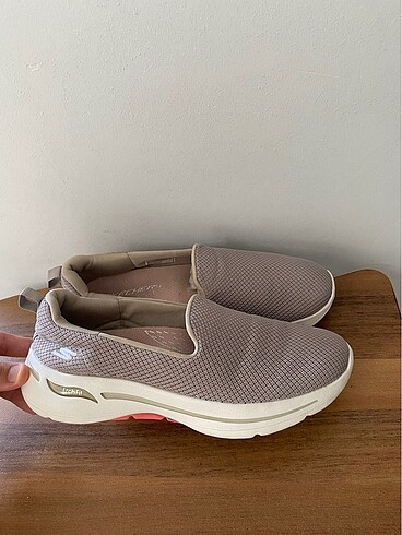 37,5 Beden Orjinal Skechers Go Walk
